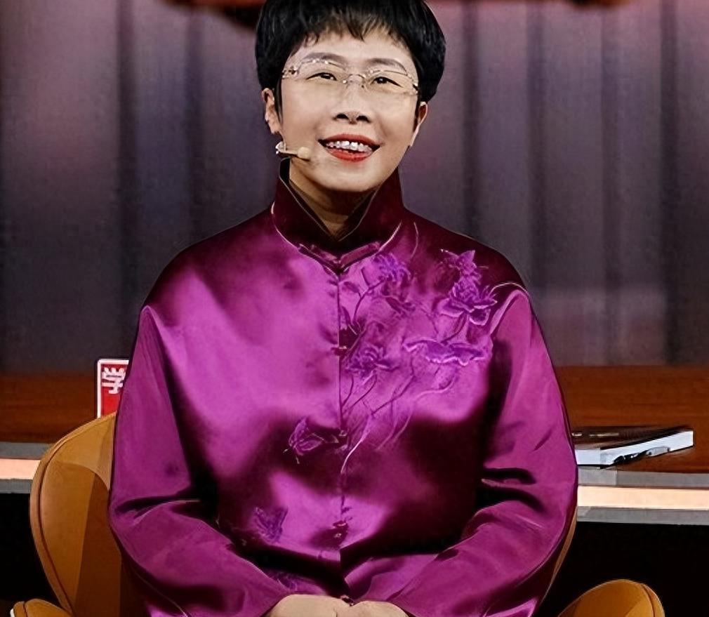 kaiyun-蒙曼感叹：这辈子也结不了婚！有两个原因：一是岁数，二是长相